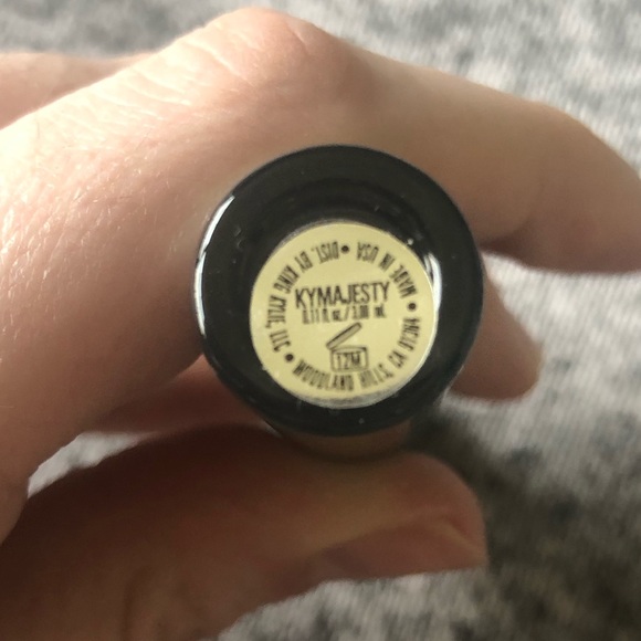 Kylie Cosmetics Kymajesty Liquid Lipstick - Picture 5 of 5